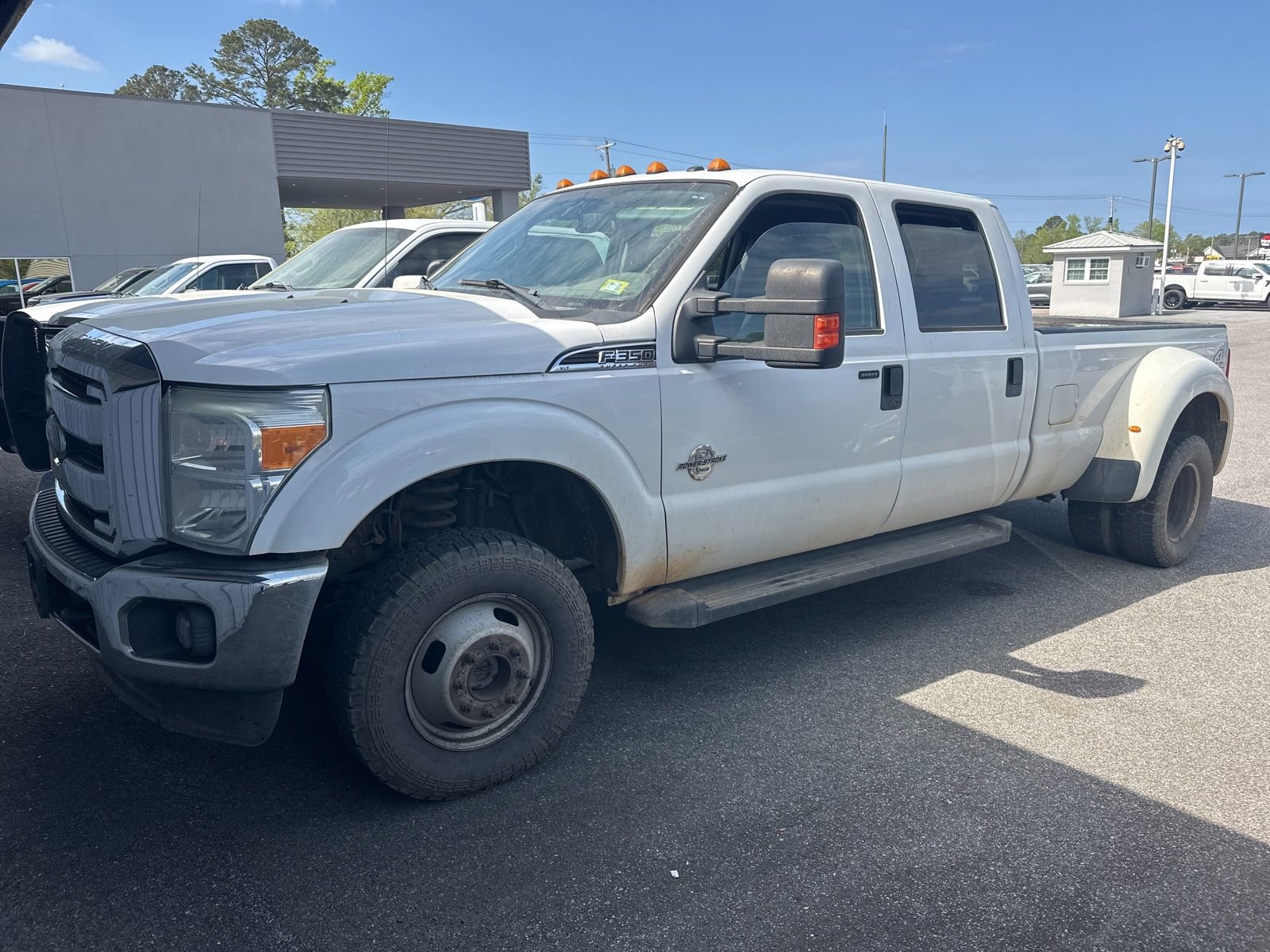 Used 2016 Ford F350 XLT w/ XLT Value Package image 2