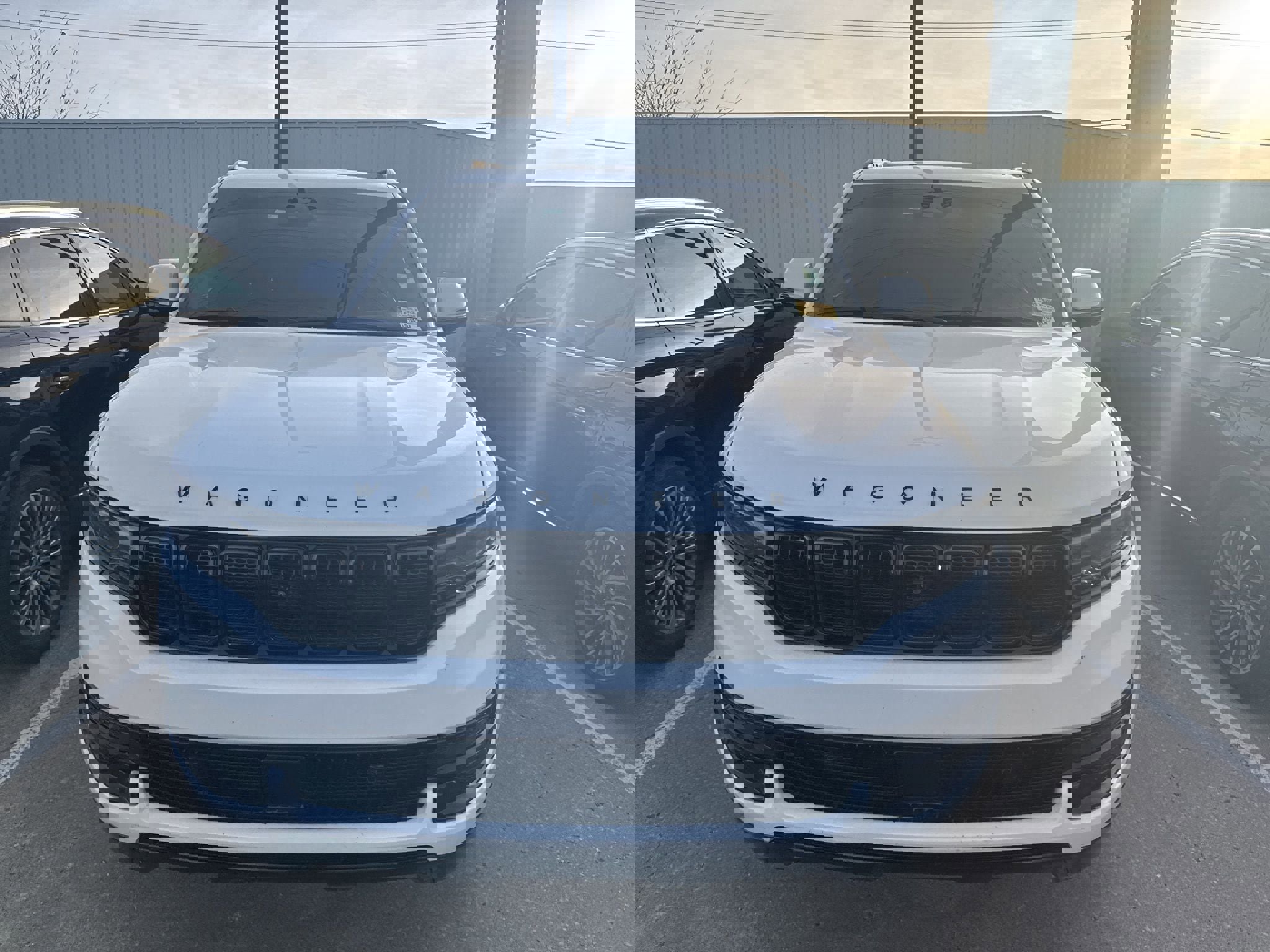 Used 2022 Jeep Wagoneer Series III image 2