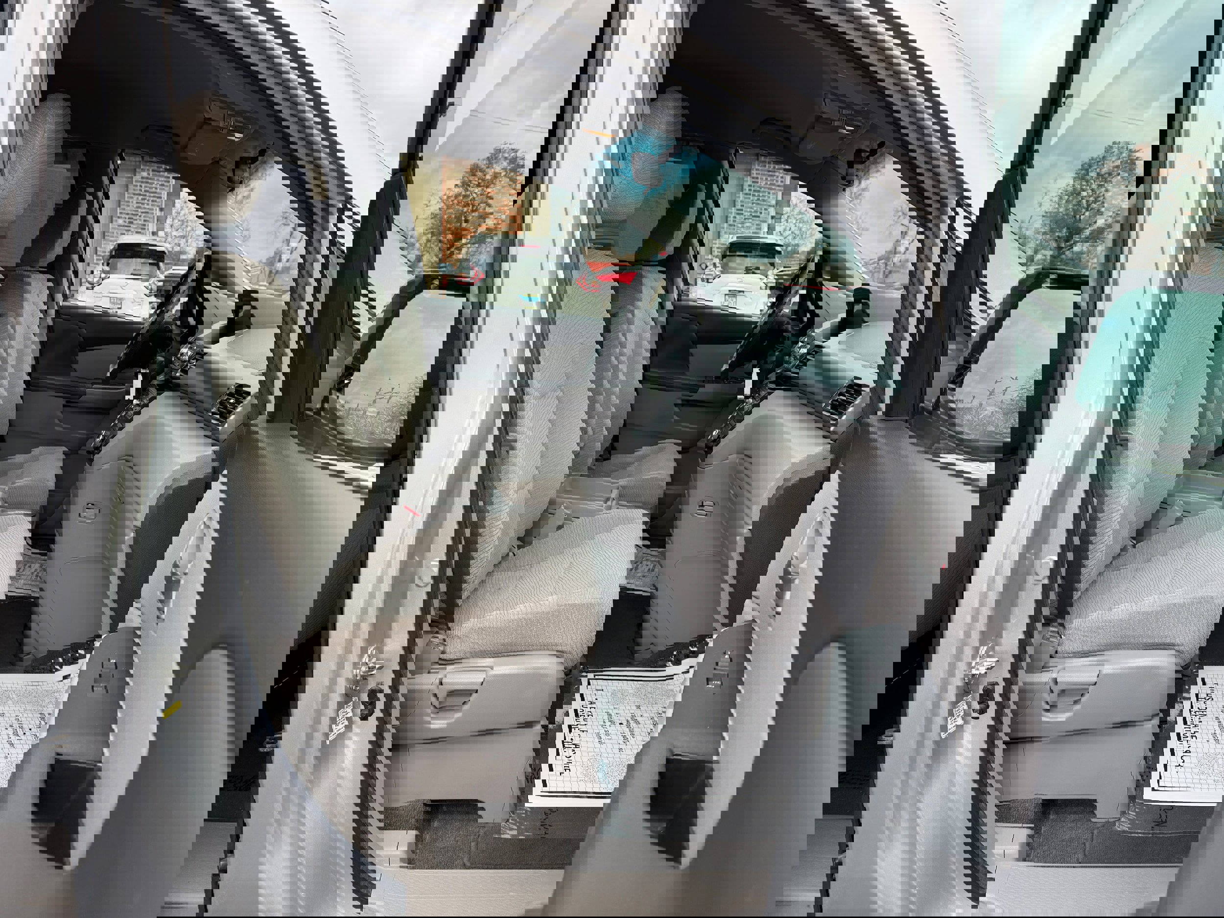 Used 2012 Honda Odyssey EX image 18