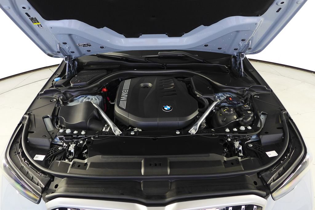 Used 2024 BMW 540i xDrive w/ Premium Package AWD/4WD image 6