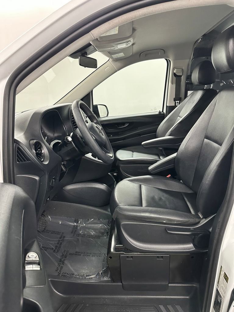 Used 2021 Mercedes-Benz Metris image 11