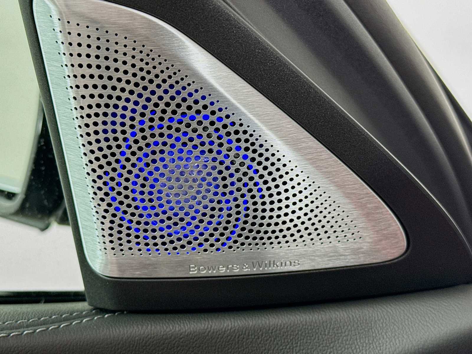 Used 2026 BMW X6 M Competition w/ Executive Package image 20