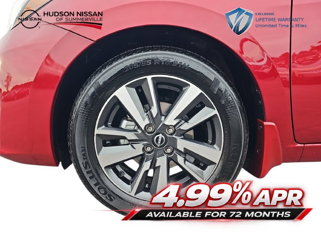 Used 2025 Nissan Versa SV w/ Trunk Package FWD image 32