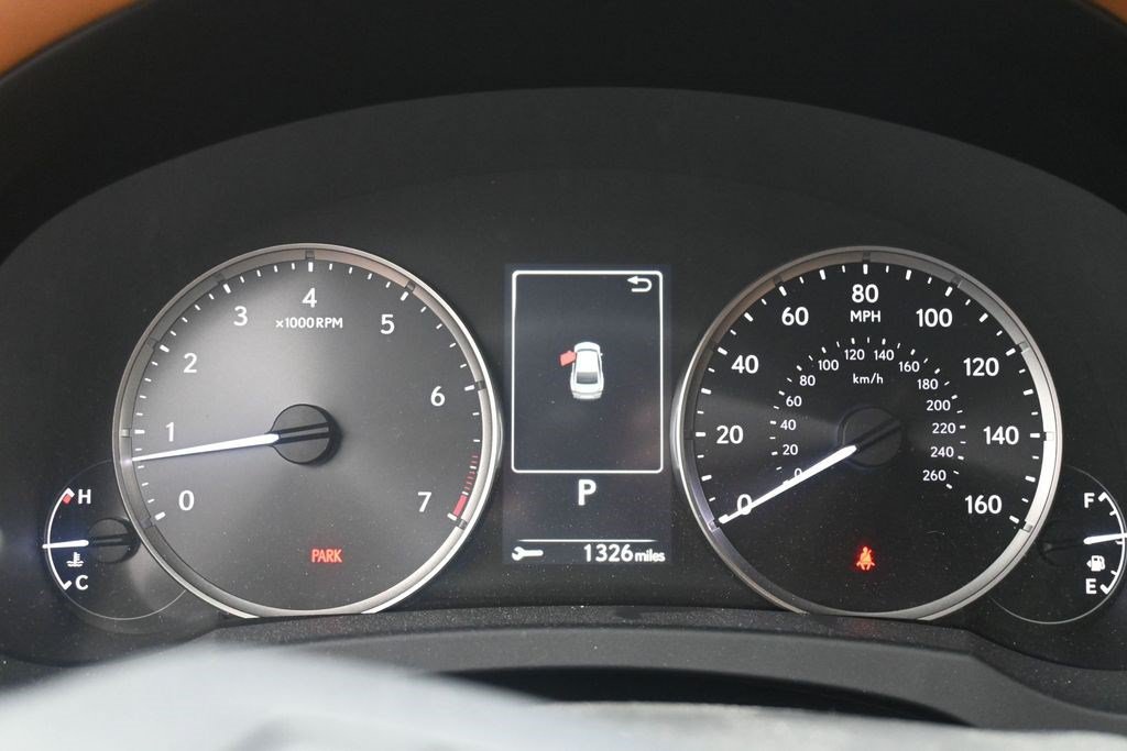 Used 2025 Lexus IS 350 F Sport RWD image 22