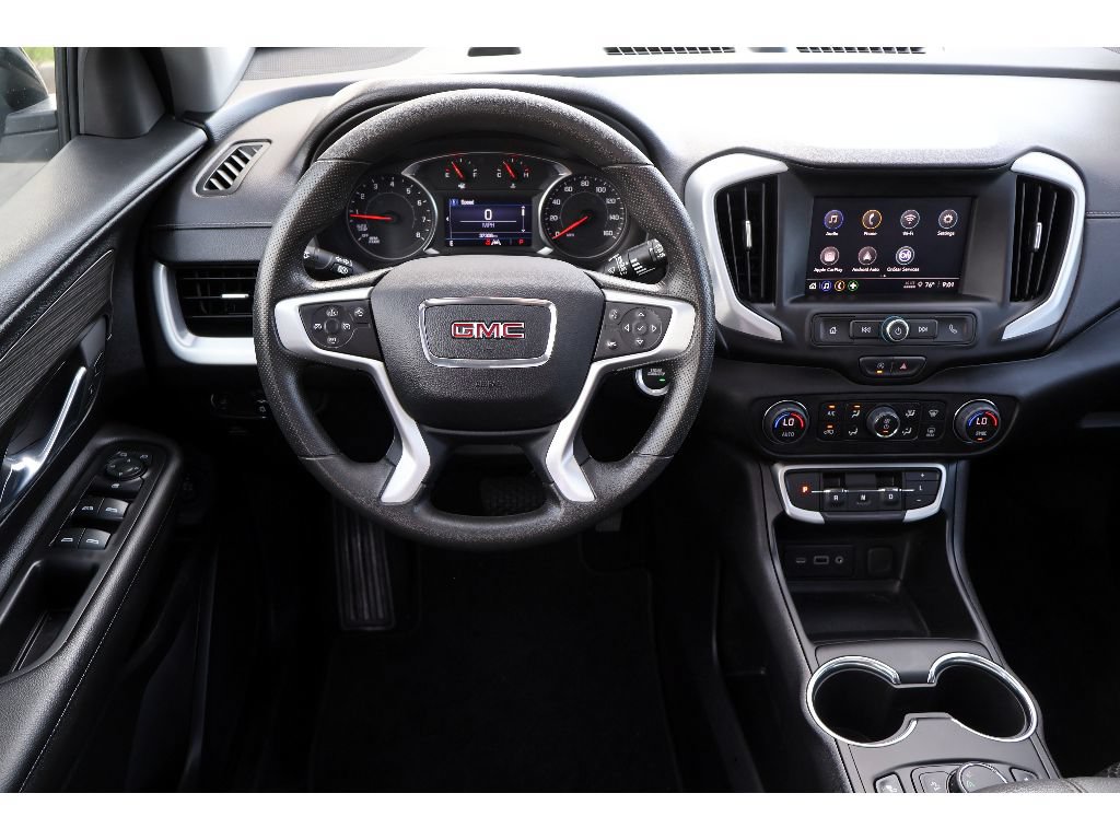 Used 2023 GMC Terrain SLE w/ Driver Convenience Package FWD image 4