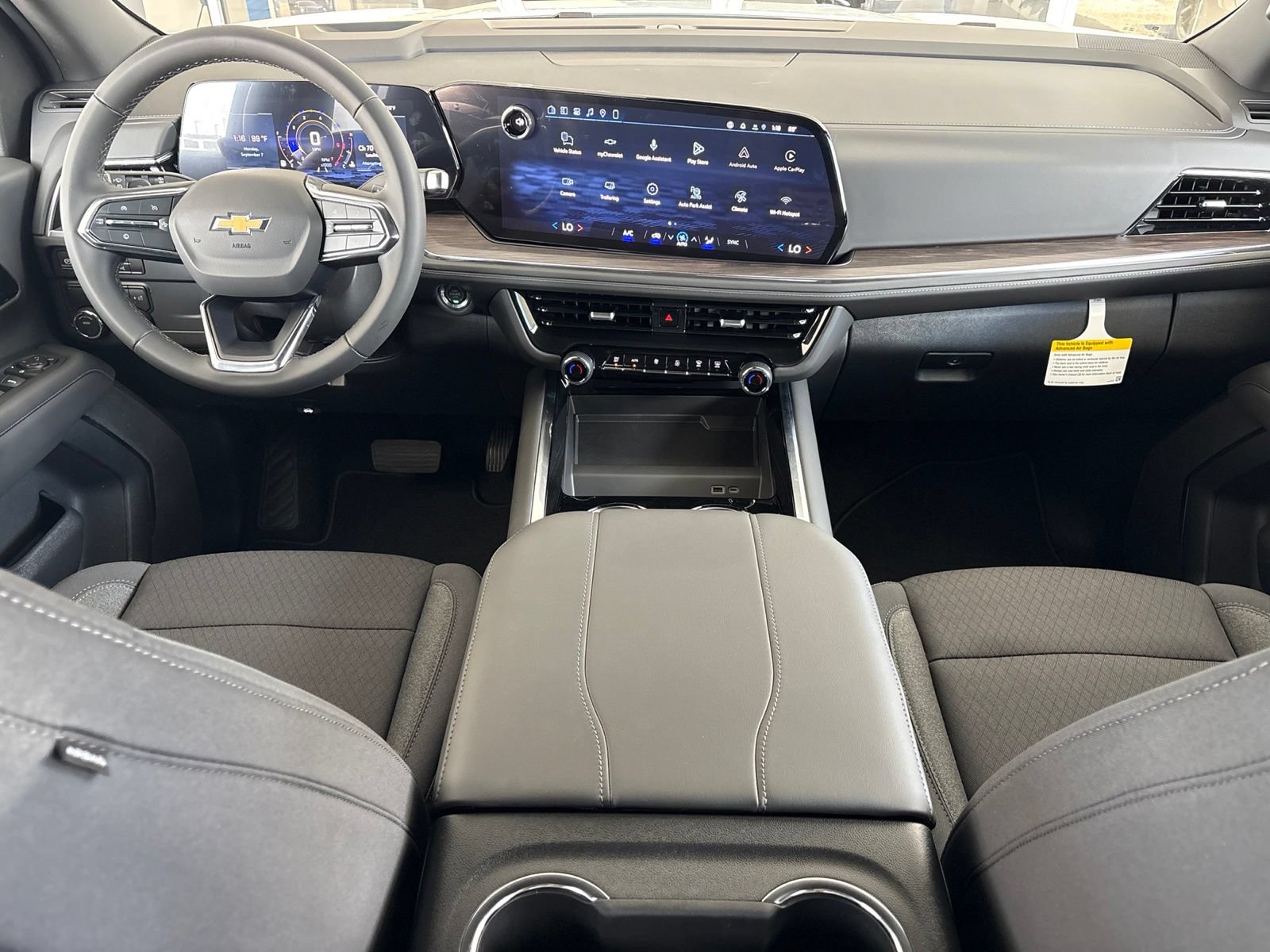 New 2026 Chevrolet Suburban LS RWD image 21