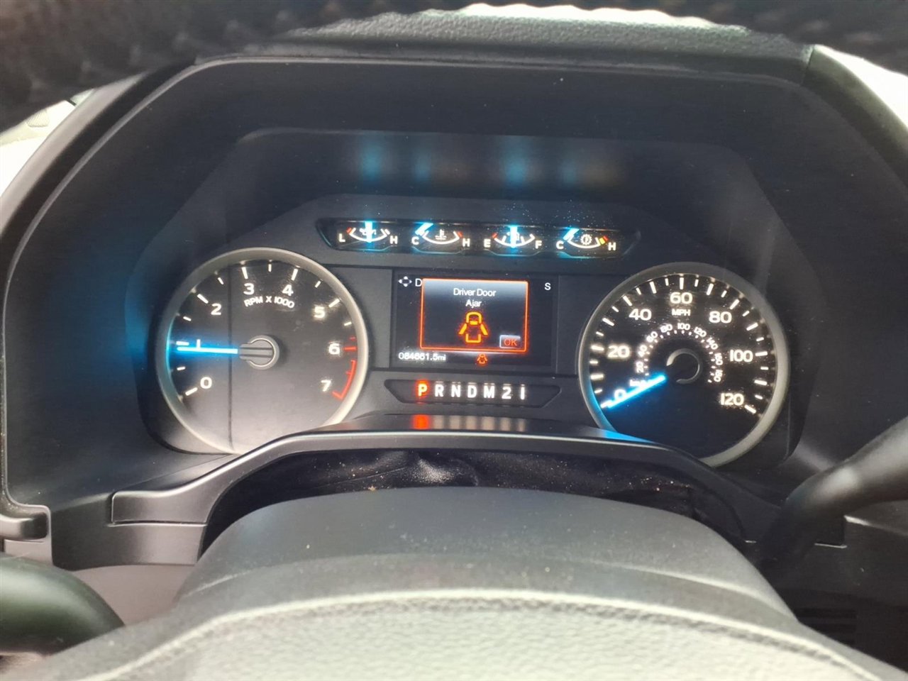 Used 2016 Ford F150 XLT w/ Equipment Group 302A Luxury image 9