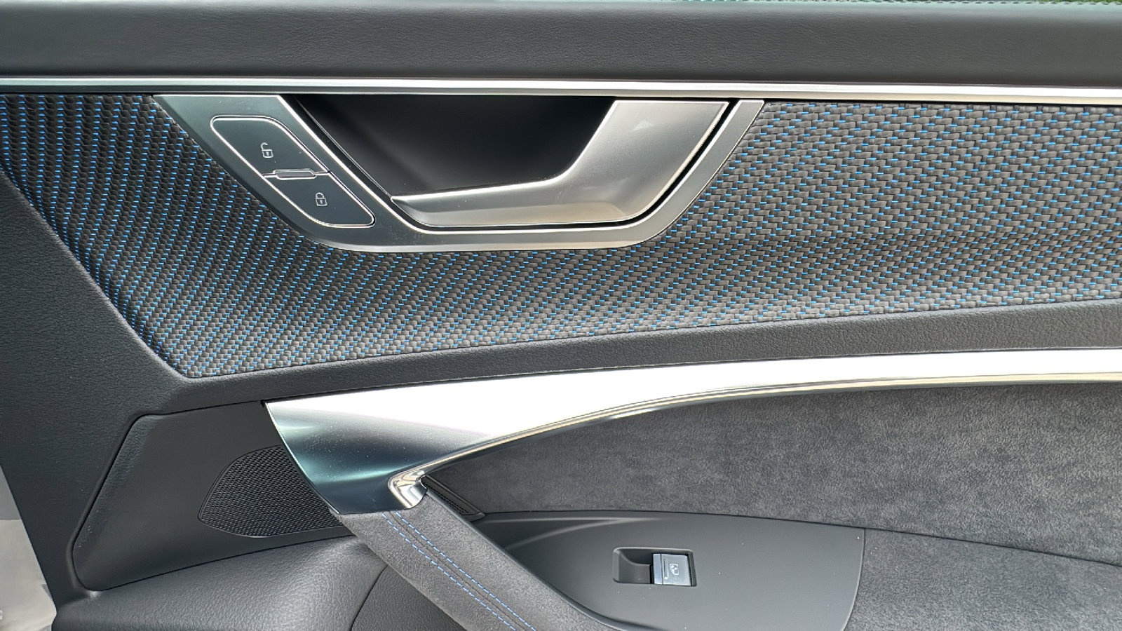 Used 2024 Audi RS 7 Performance image 31