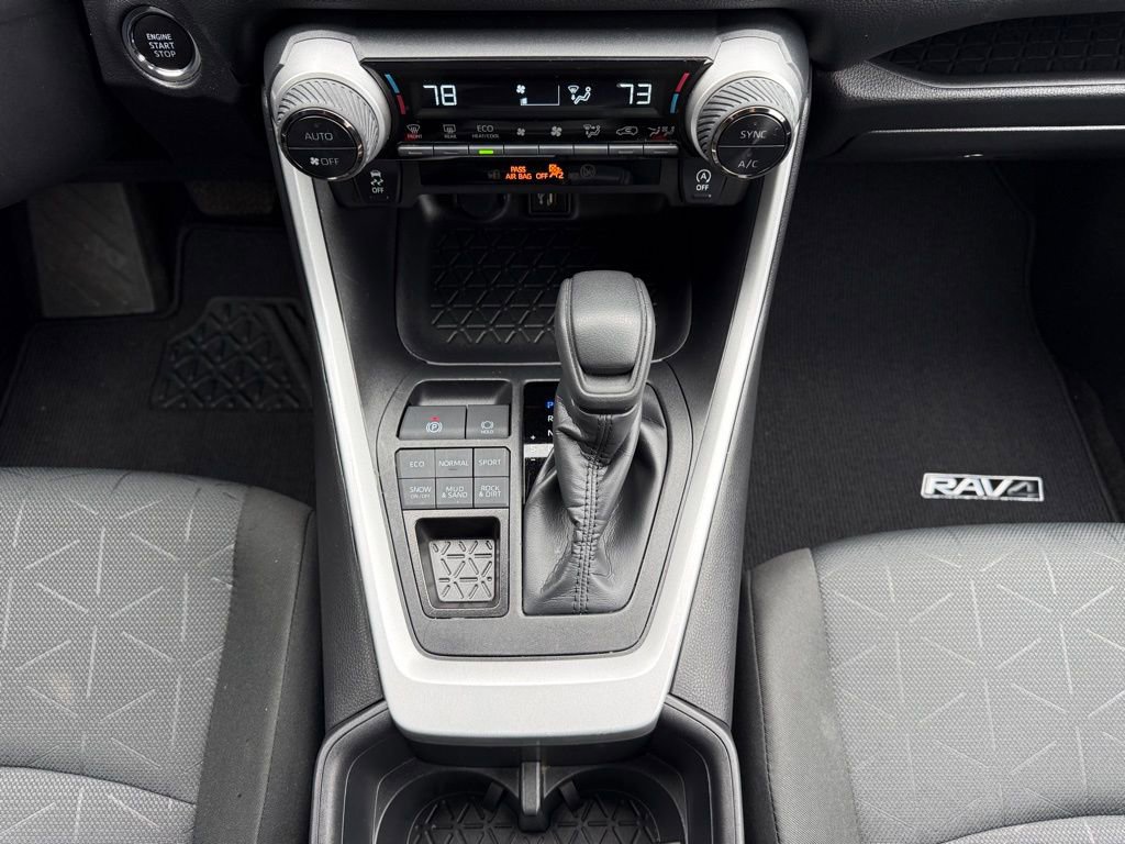 Certified 2025 Toyota RAV4 XLE image 21