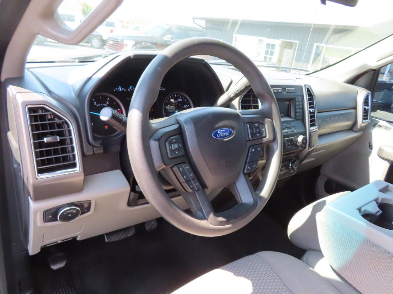 Used 2018 Ford F250 XLT image 31