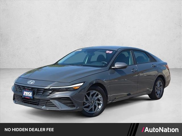 Used 2024 Hyundai Elantra SEL FWD image 1