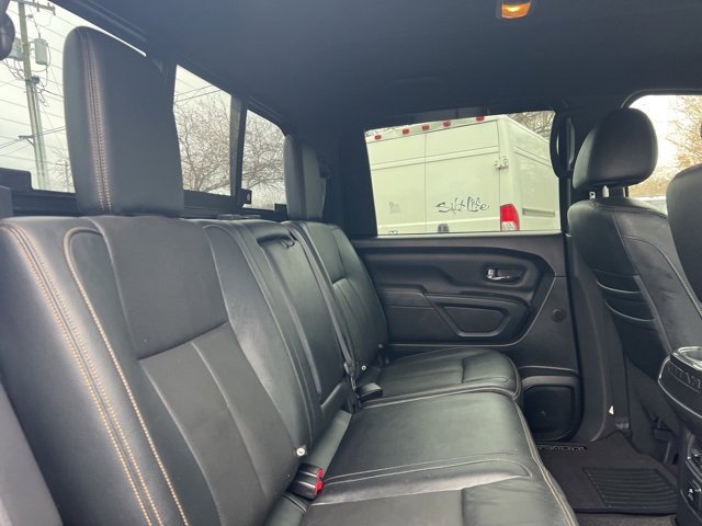 Used 2018 Nissan Titan SL w/ Midnight Edition image 15