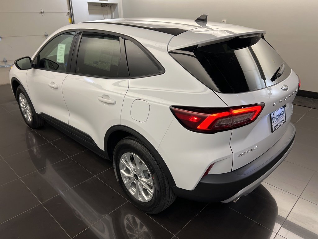 New 2026 Ford Escape Active w/ Cold Weather Package image 4