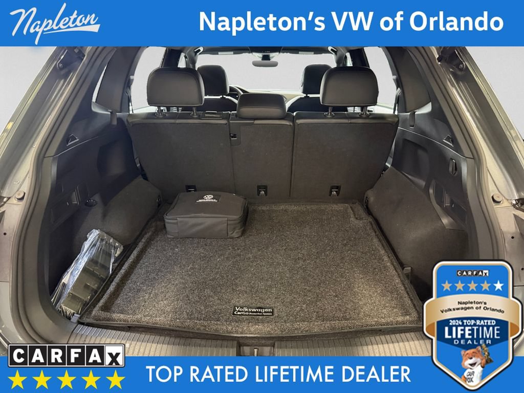 Used 2024 Volkswagen Tiguan SE R-Line AWD/4WD image 29