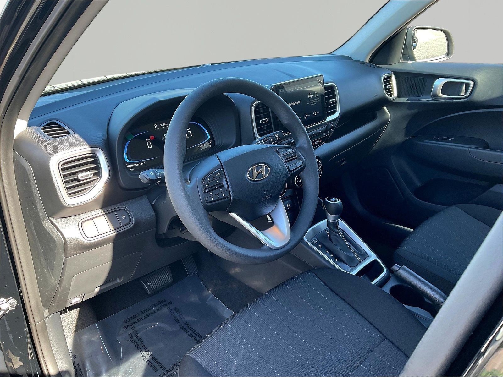 New 2026 Hyundai Venue SE FWD image 15