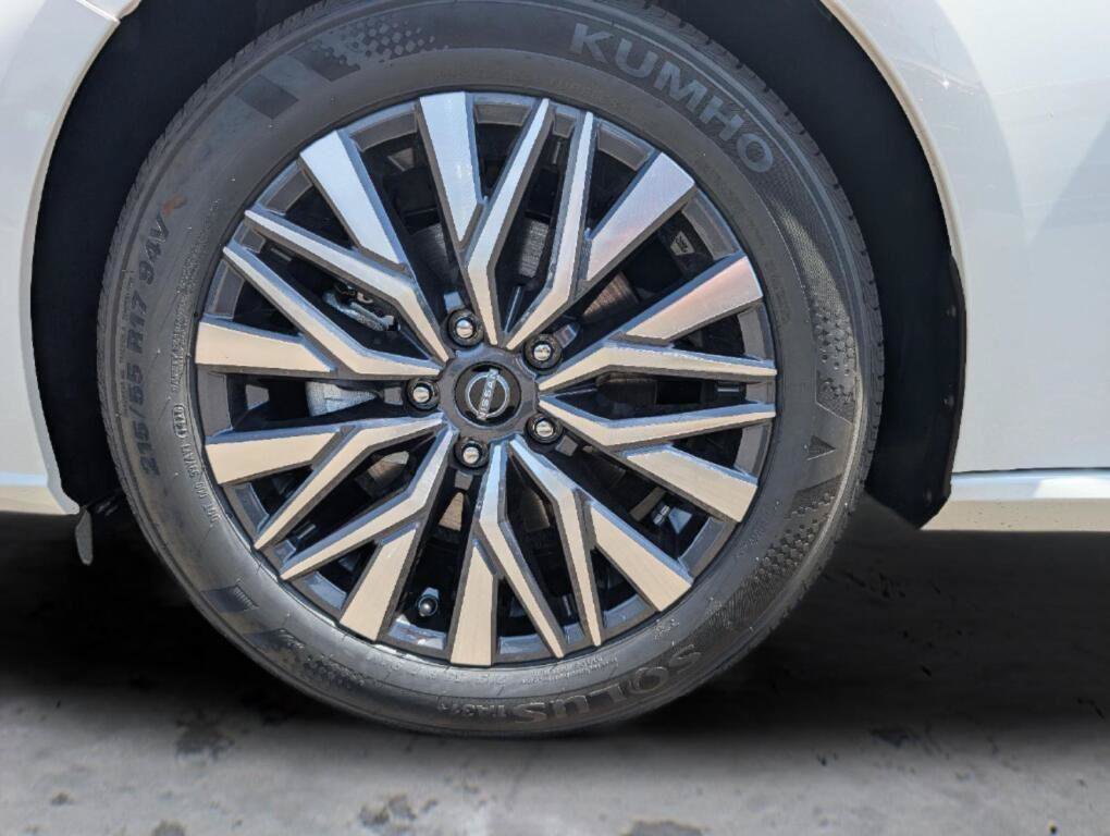 New 2026 Nissan Altima 2.5 SV FWD image 35