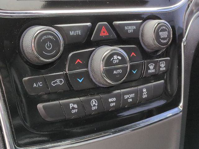 Certified 2020 Jeep Grand Cherokee Limited w/ Premium Lighting Group image 22