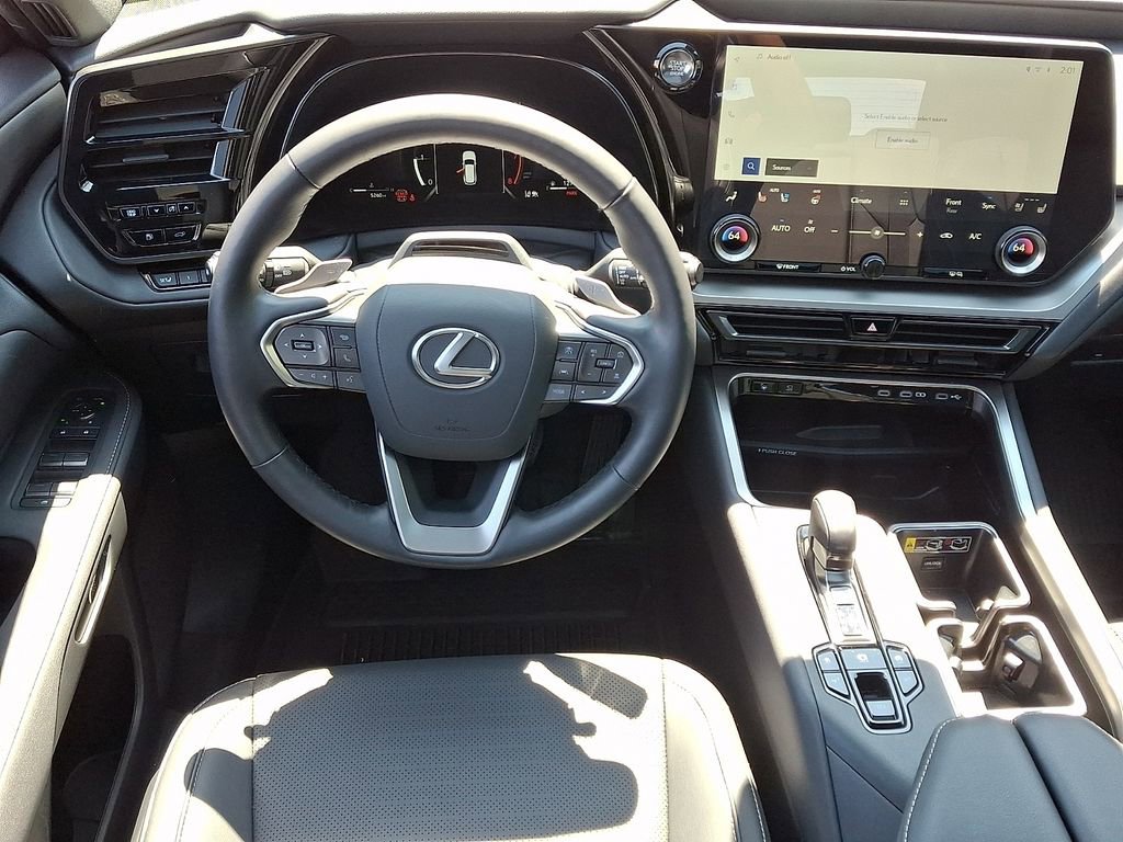 Used 2025 Lexus TX 350 AWD image 13