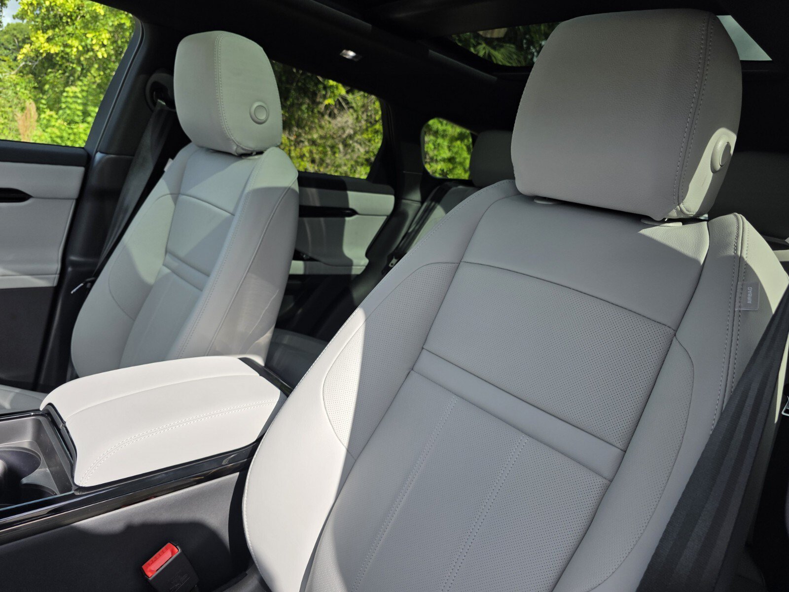 New 2026 Land Rover Range Rover Evoque S AWD/4WD image 11