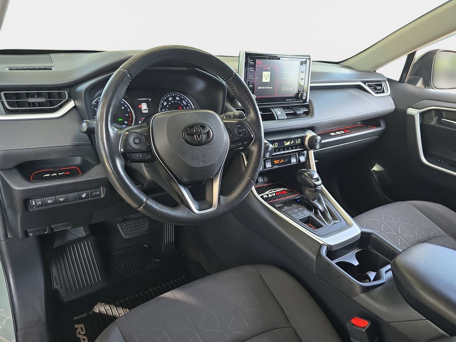 Used 2021 Toyota RAV4 XLE w/ Convenience Package AWD/4WD image 18