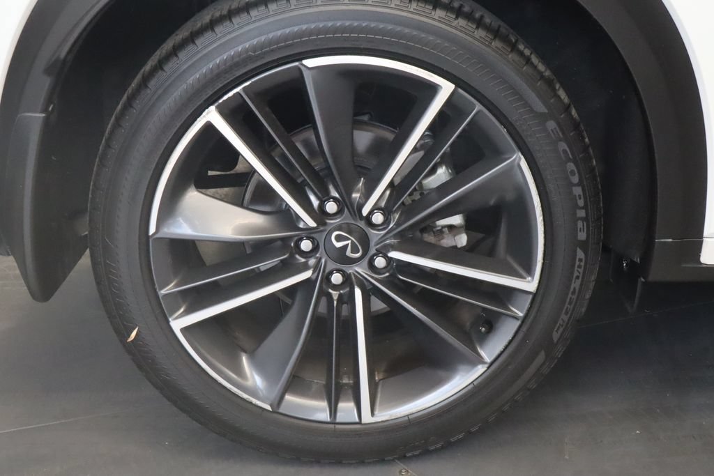 Used 2023 INFINITI QX50 Sport AWD/4WD image 11