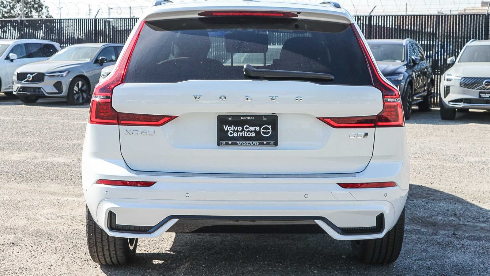 New 2026 Volvo XC60 B5 Plus w/ Protection Package Premier AWD/4WD image 7