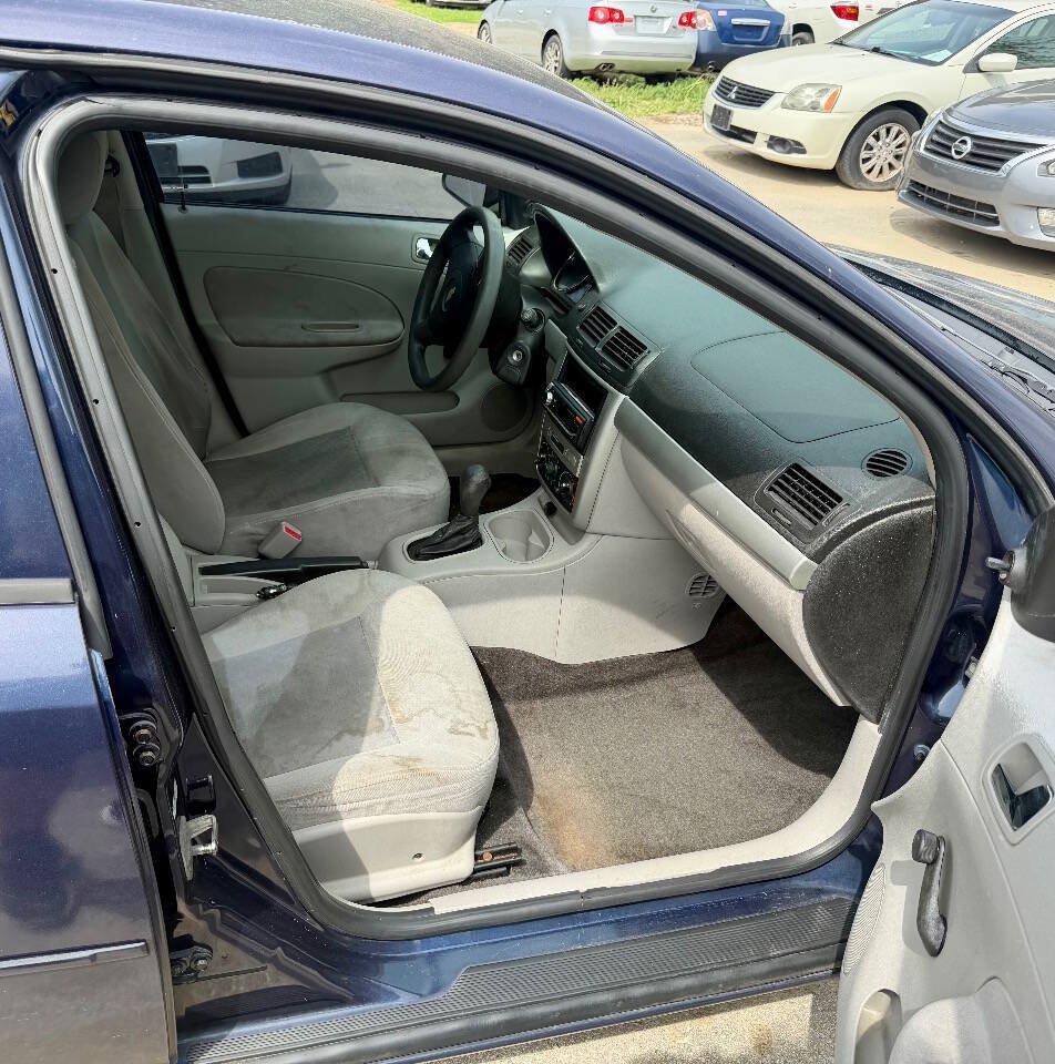 Used 2010 Chevrolet Cobalt LS w/ Protection Package FWD image 13