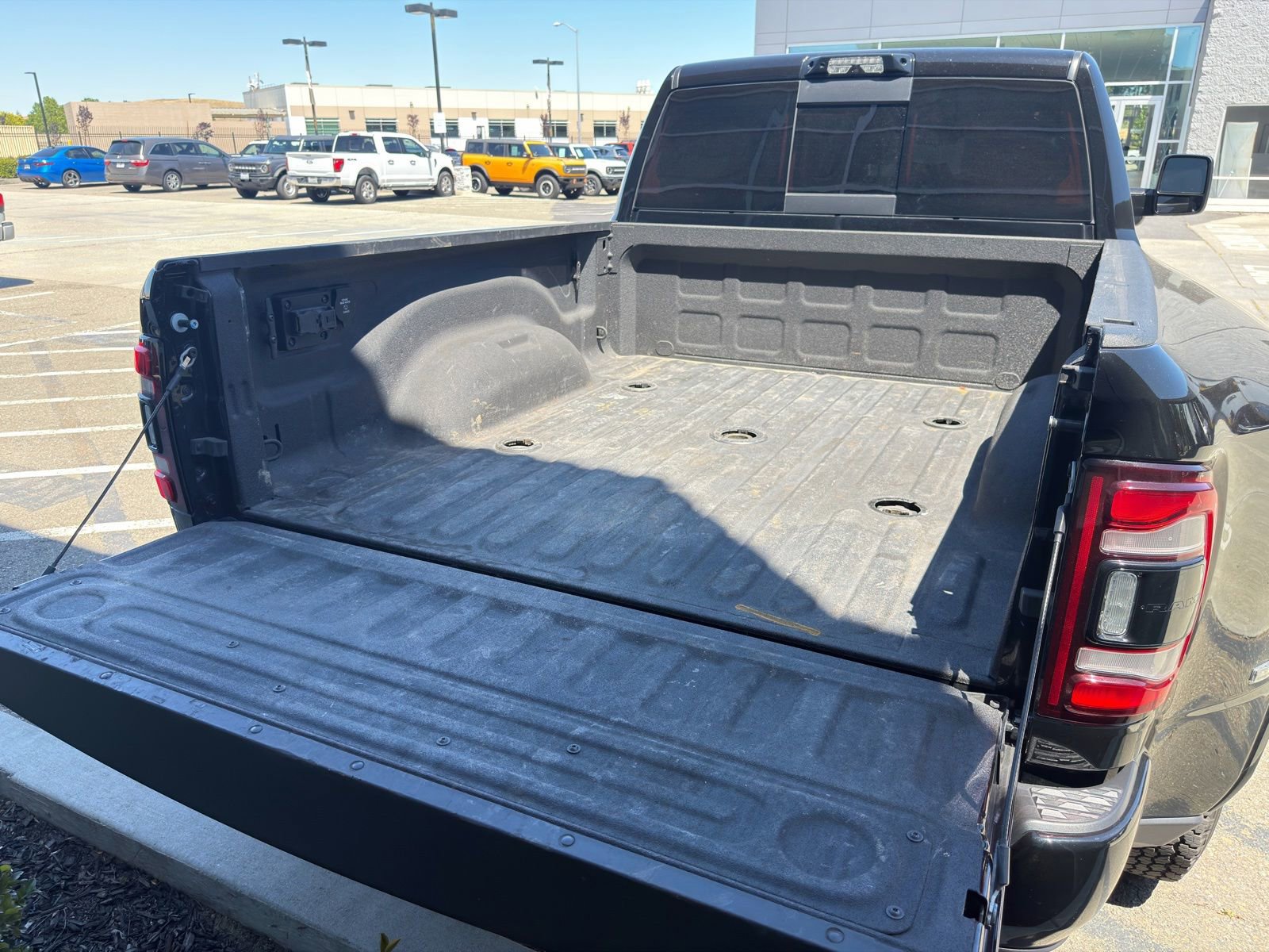 Used 2023 RAM 3500 Limited AWD/4WD image 7