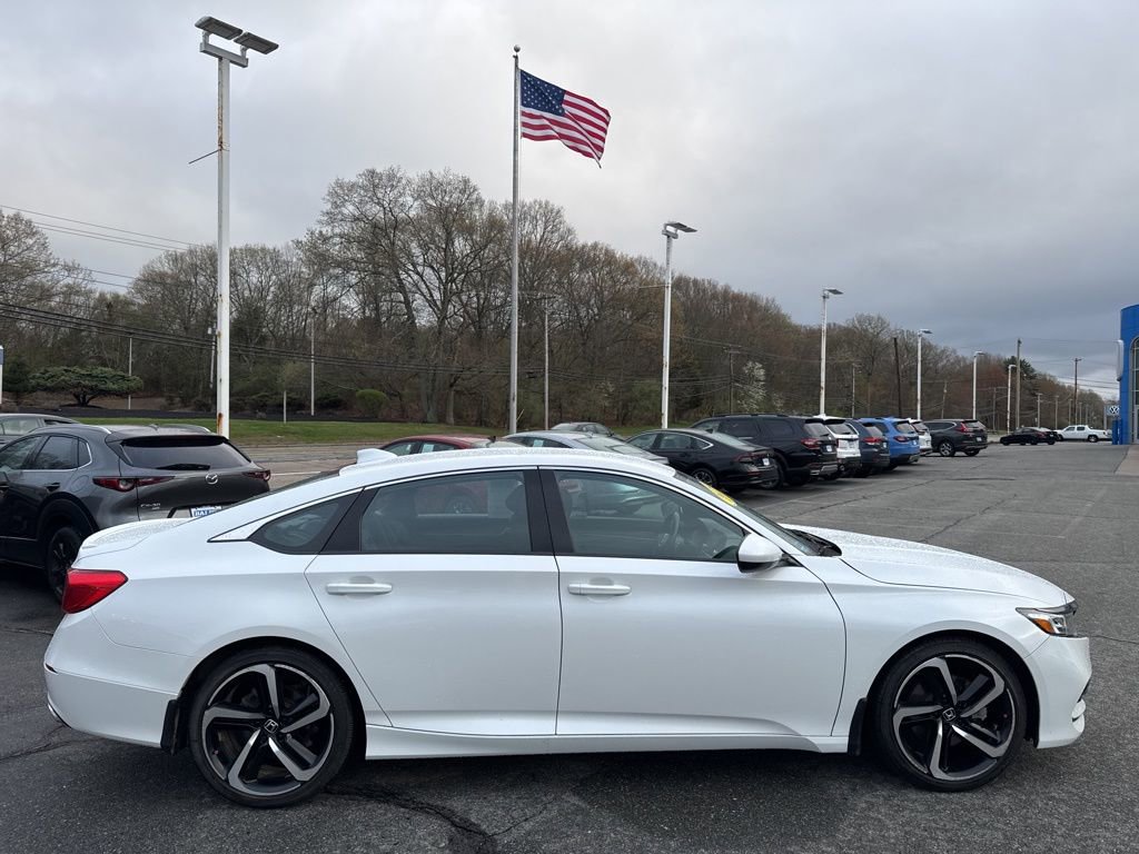 Used 2019 Honda Accord Sport image 6