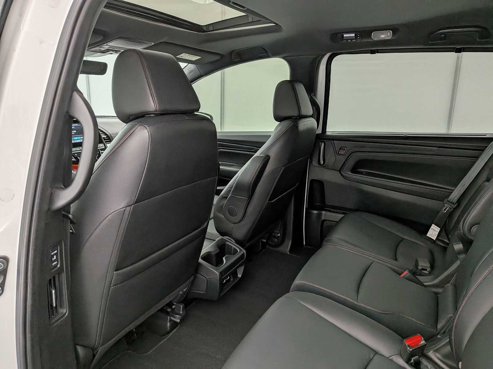 Used 2023 Honda Odyssey Sport image 19