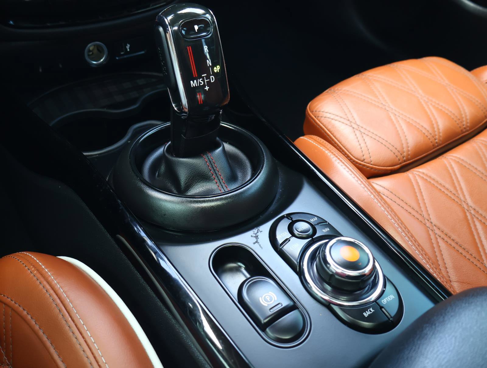Used 2021 MINI Cooper Clubman S image 25