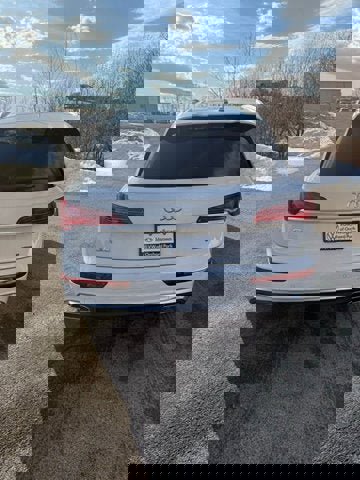 Used 2025 Audi Q5 e Premium Plus w/ Premium Plus Package image 5