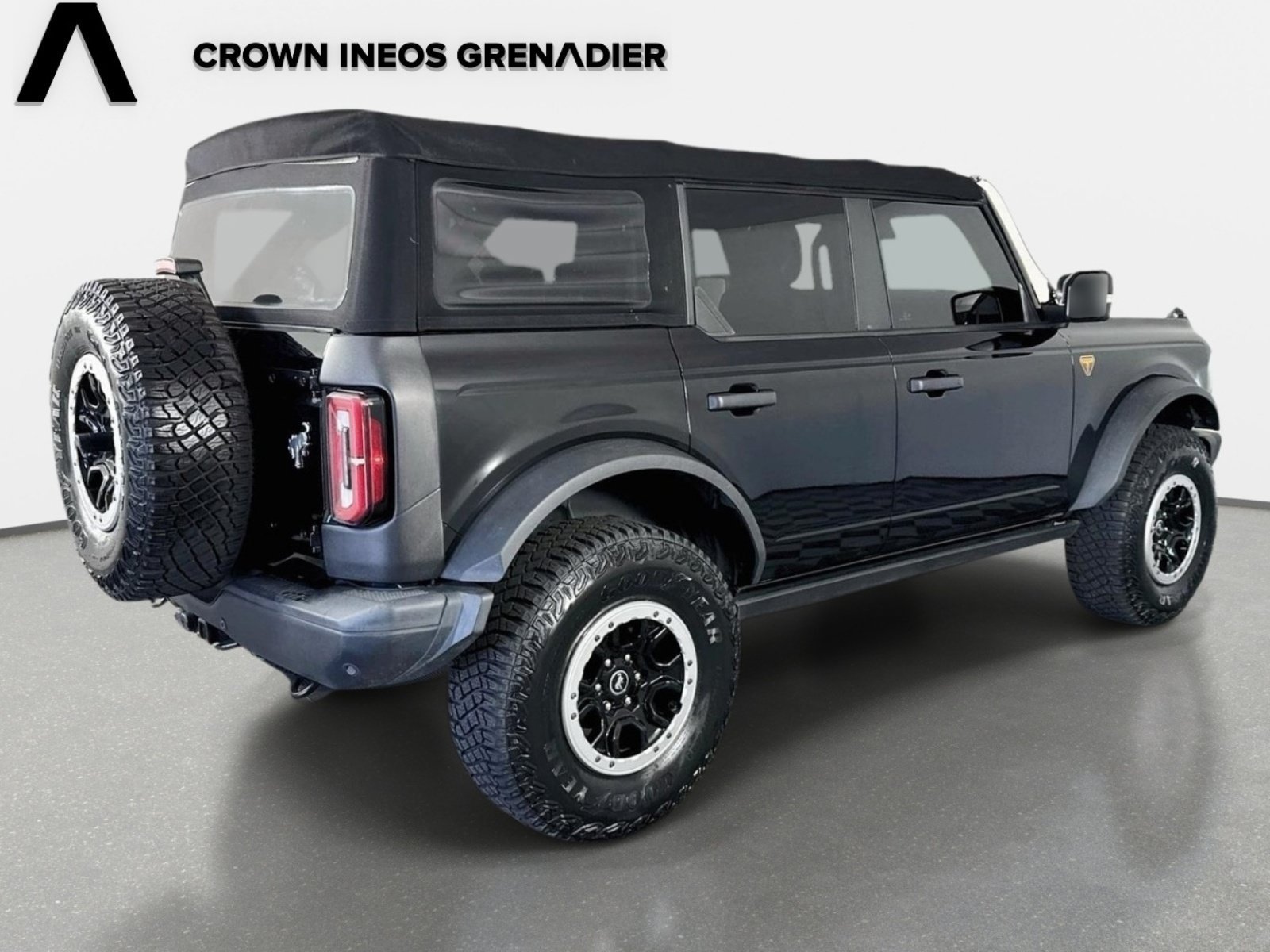 Used 2022 Ford Bronco Badlands AWD/4WD image 5