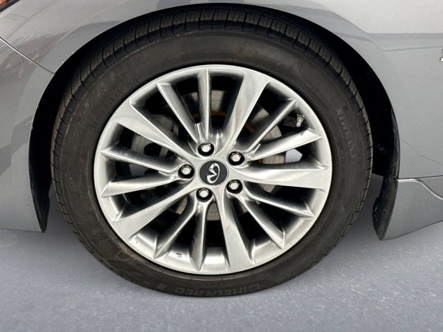 Used 2018 INFINITI Q50 Luxe w/ Essential Package (3.0T Luxe) image 23