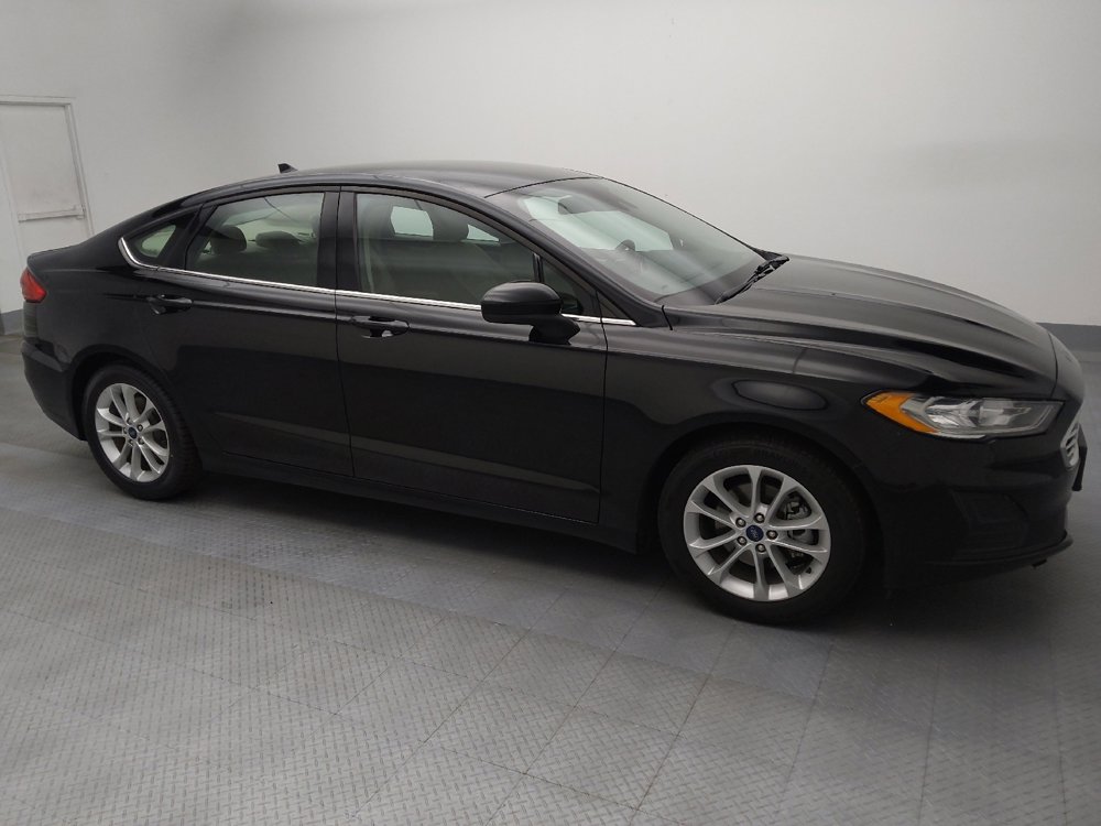 Used 2019 Ford Fusion SE image 11