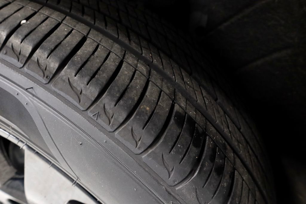 Used 2023 Kia Sorento S w/ Panoramic Sunroof Package image 21