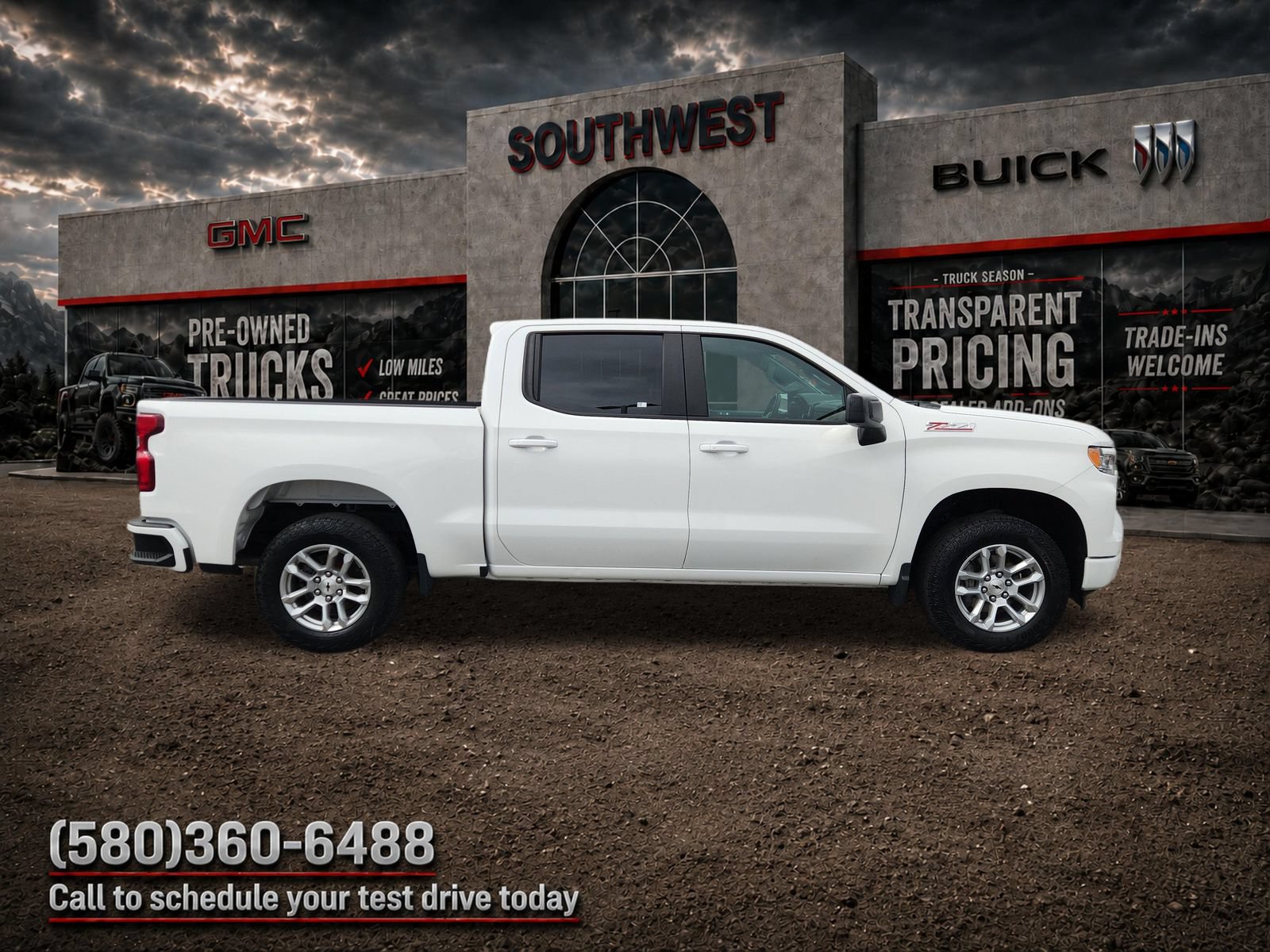 Used 2024 Chevrolet Silverado 1500 RST w/ Z71 Off-Road Package AWD/4WD image 7
