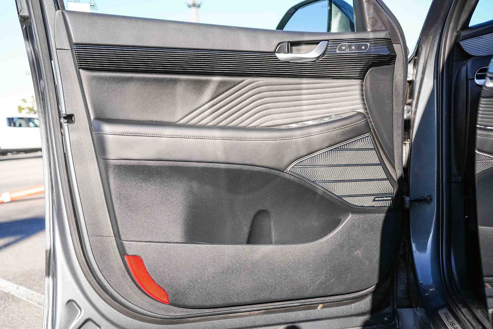 Used 2025 Hyundai Palisade Calligraphy image 22