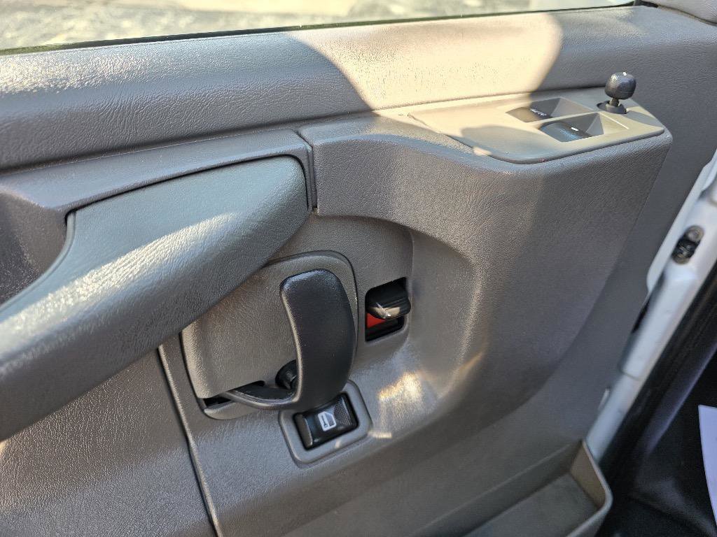 Used 2012 Chevrolet Express 2500 w/ Power Package image 29