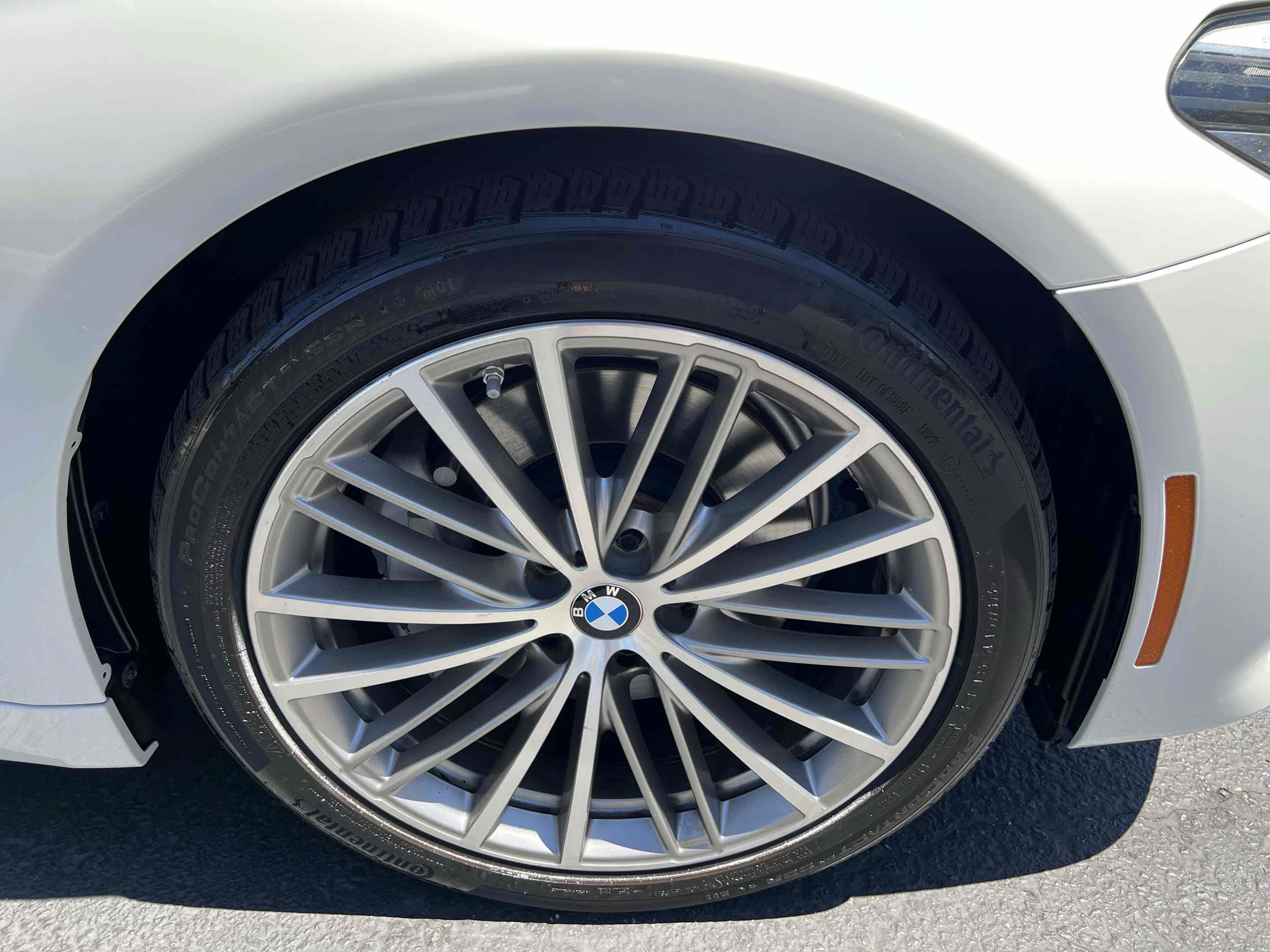 Used 2017 BMW 540i RWD image 70