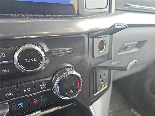 Used 2021 Ford F150 Lariat AWD/4WD image 23