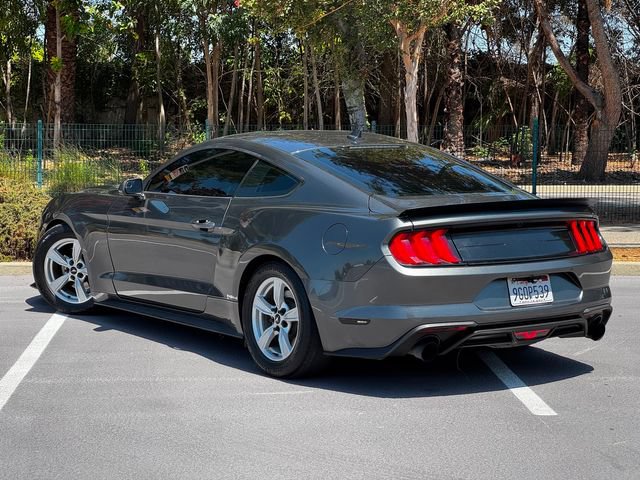 Used 2020 Ford Mustang Coupe RWD image 8