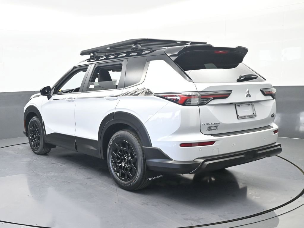 New 2026 Mitsubishi Outlander Trail Edition image 4