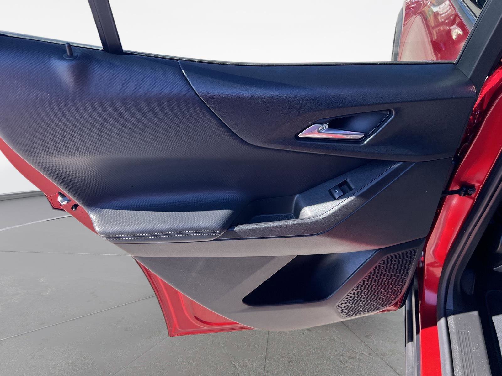 Used 2025 Chevrolet Equinox LT image 19