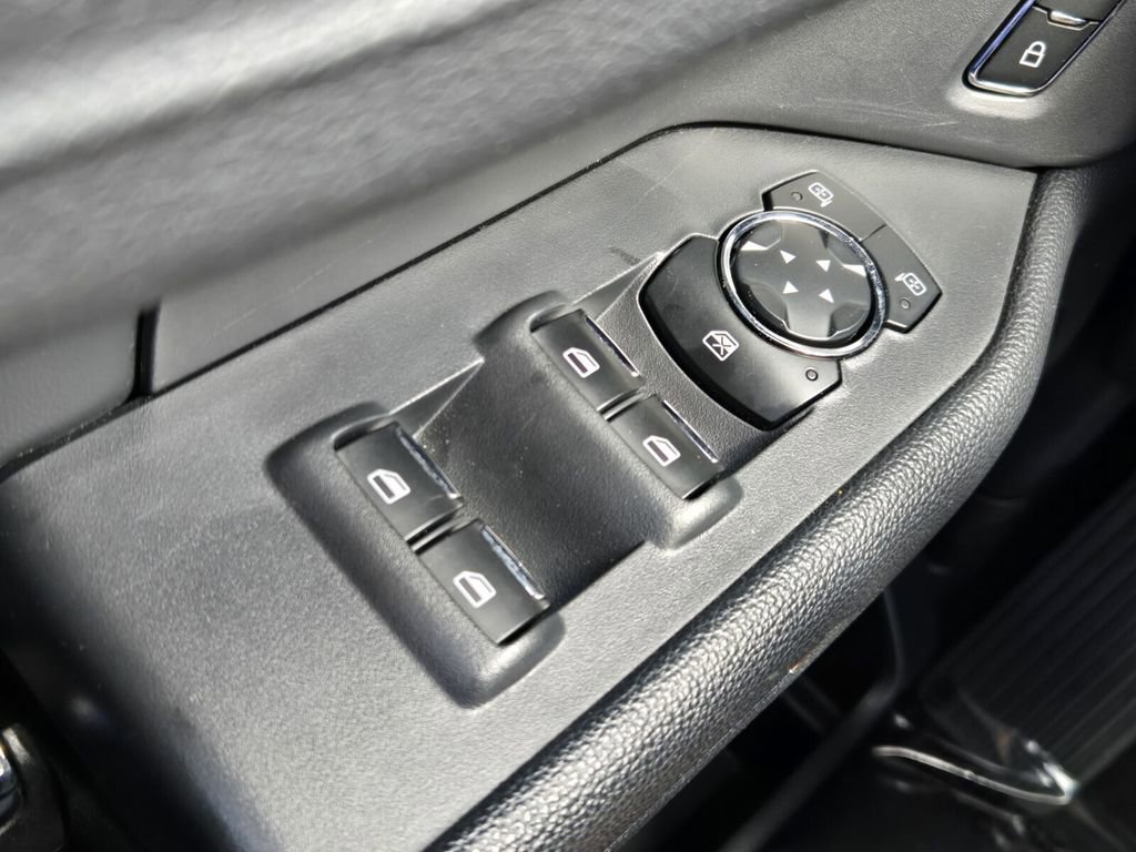 Used 2024 Ford Expedition Max XLT image 28