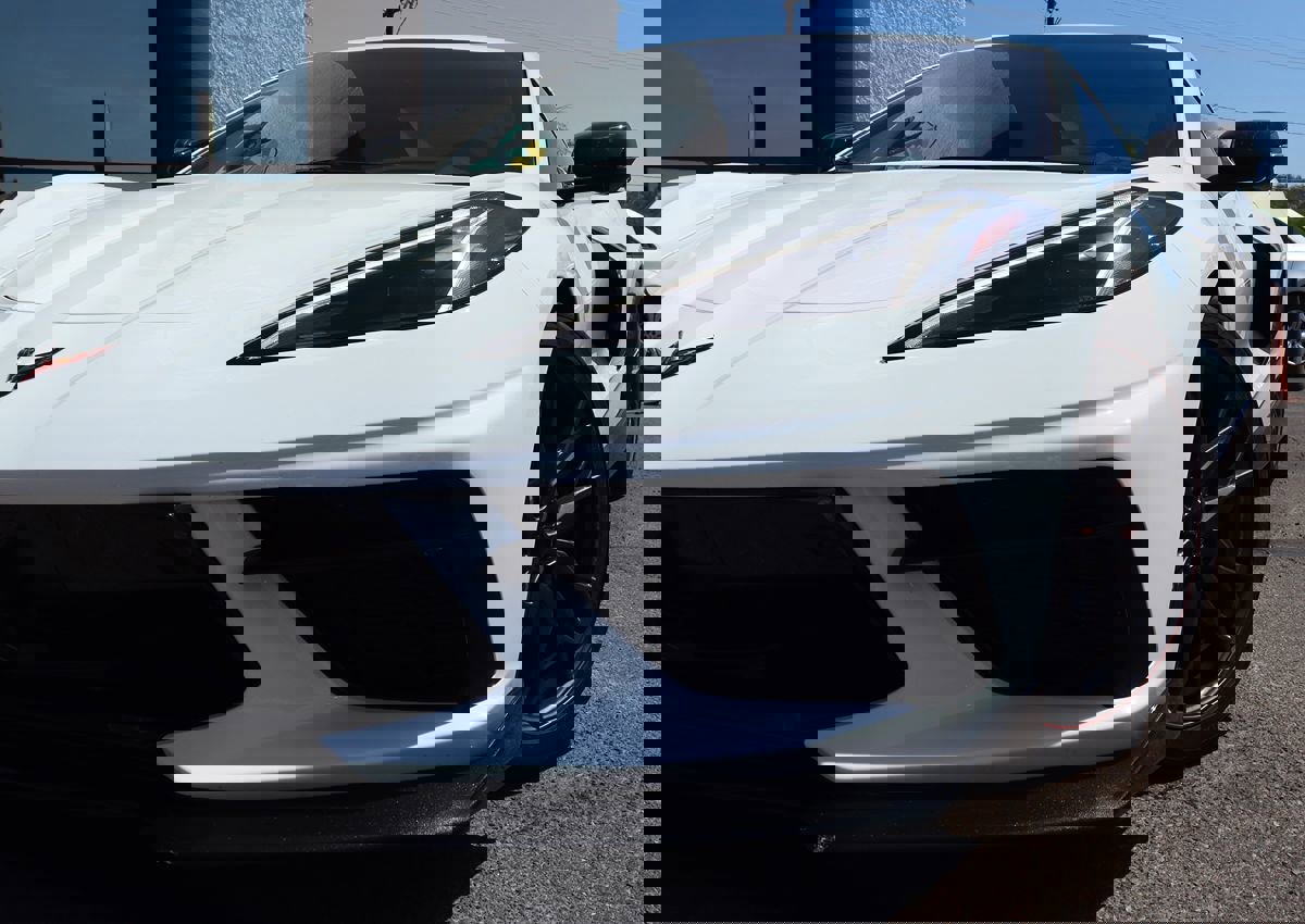 Used 2023 Chevrolet Corvette Stingray Premium Conv w/ Z51 Performance Package image 7