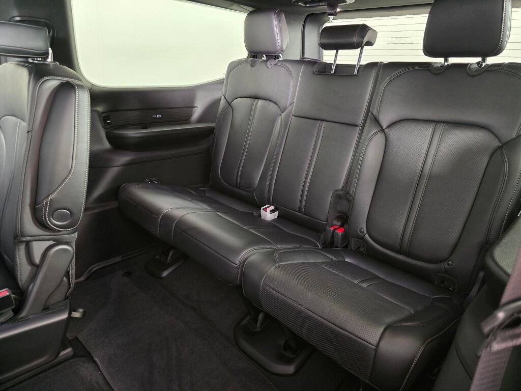 New 2025 Jeep Wagoneer Series II w/ HD Trailer Tow Package image 25