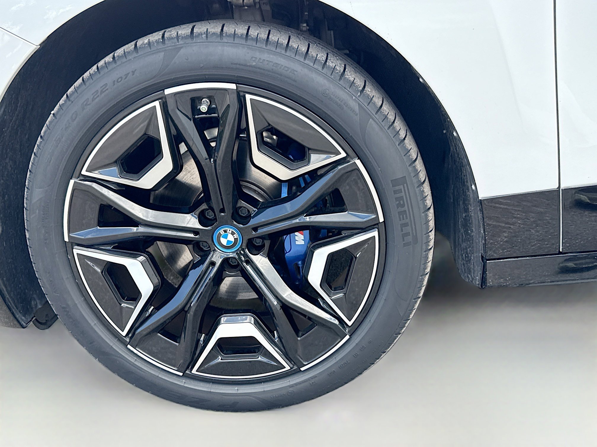 Used 2023 BMW iX M60 AWD/4WD image 42