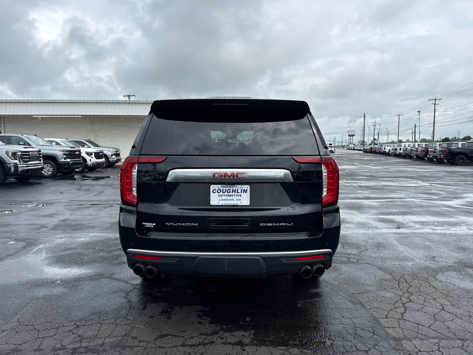Certified 2023 GMC Yukon Denali w/ Advanced Technology Package AWD/4WD image 4