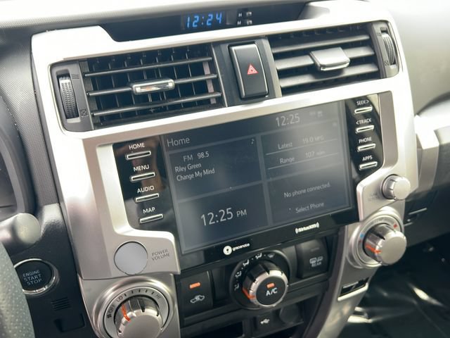 Used 2024 Toyota 4Runner SR5 AWD/4WD image 16
